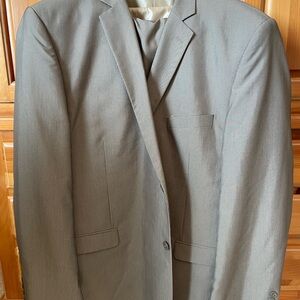 Men's Gray Suit